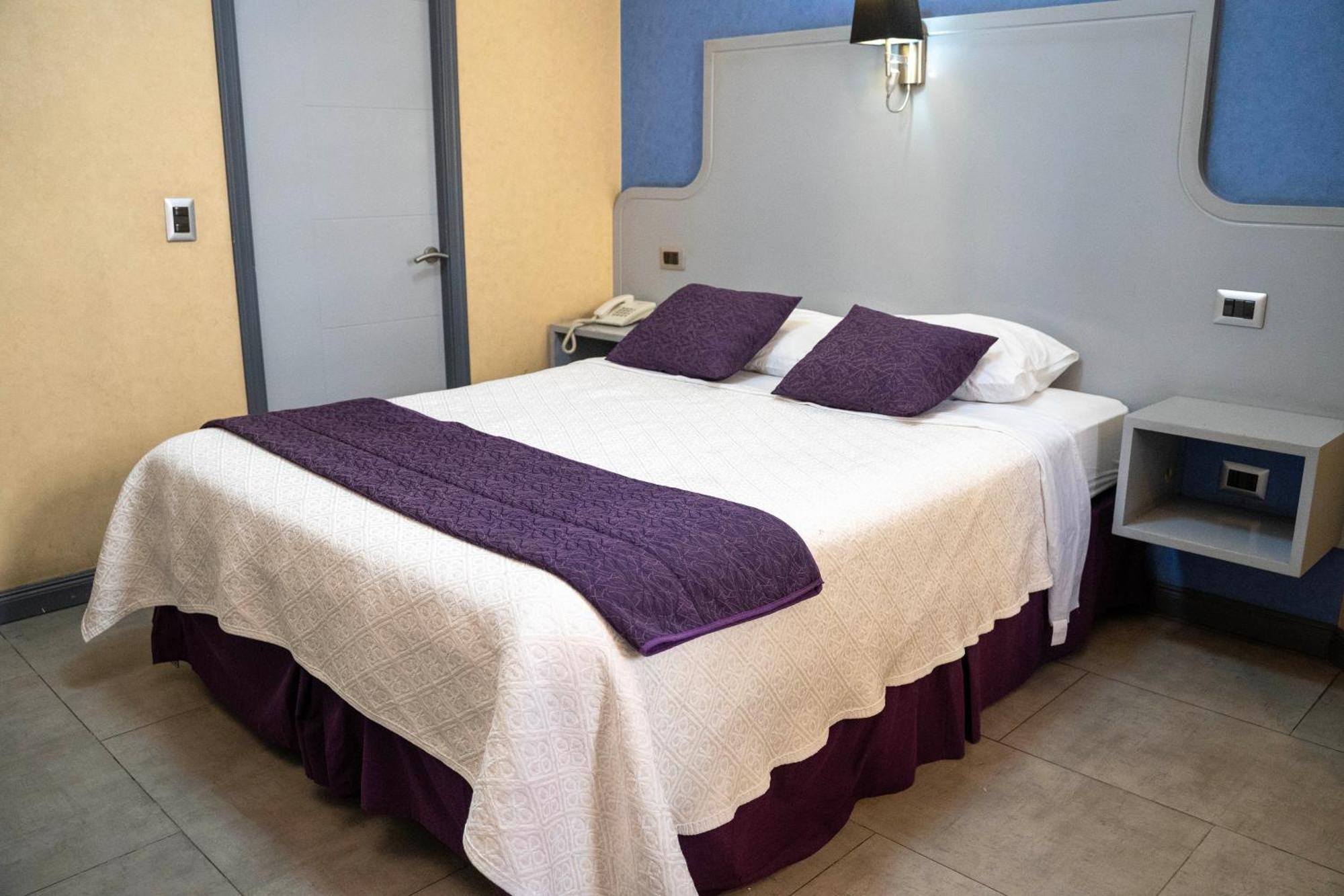 Infinity Park Hotel Santiago de Chile Bagian luar foto