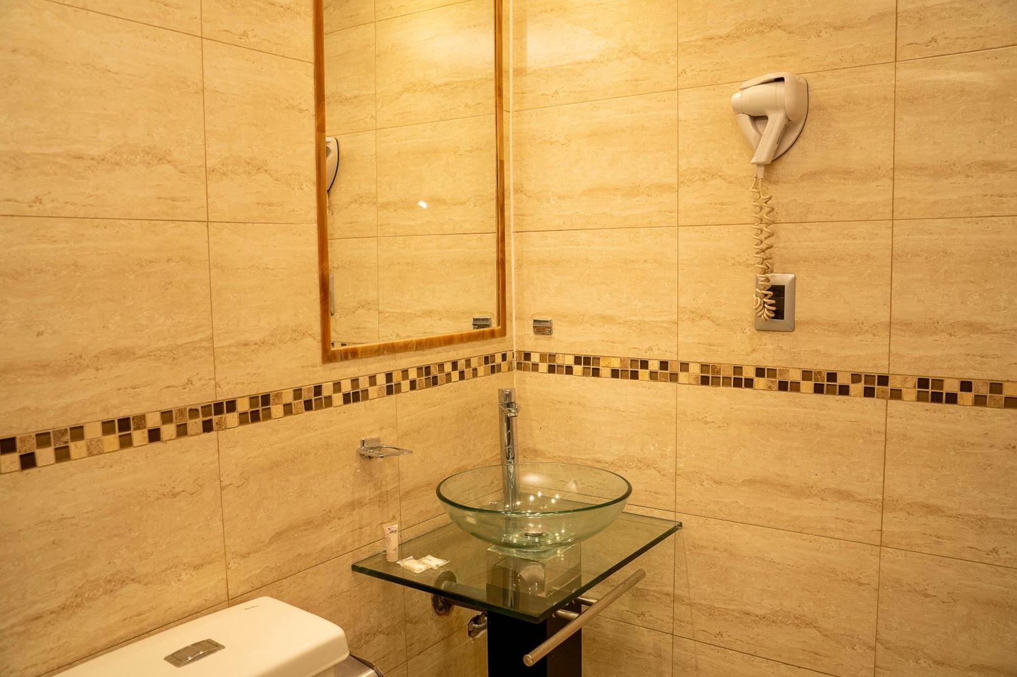 Infinity Park Hotel Santiago de Chile Bagian luar foto