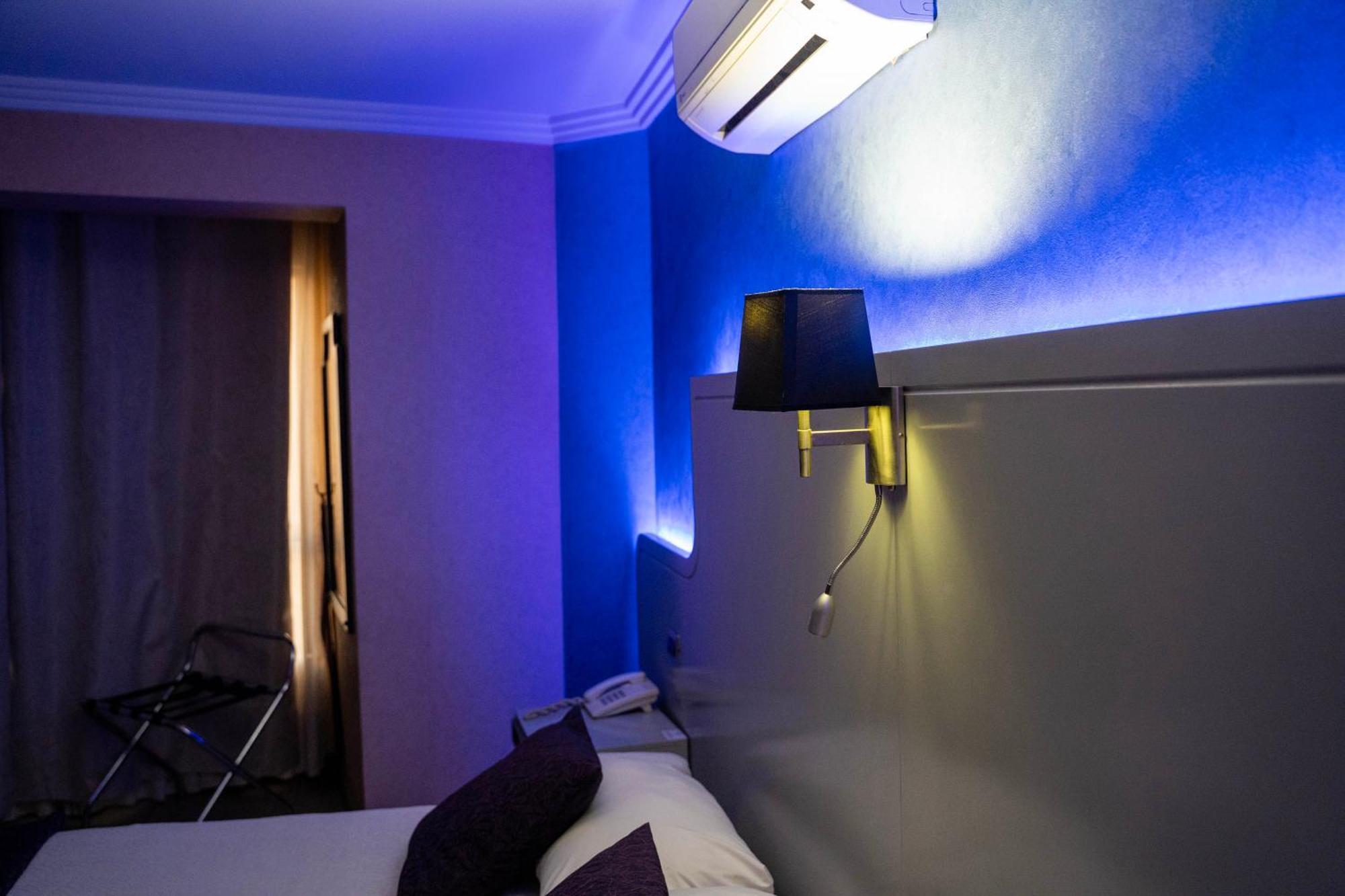 Infinity Park Hotel Santiago de Chile Bagian luar foto